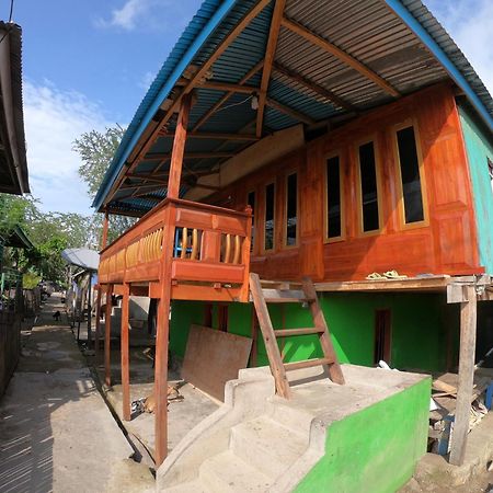 Jhuna Komodo Homestay Екстериор снимка