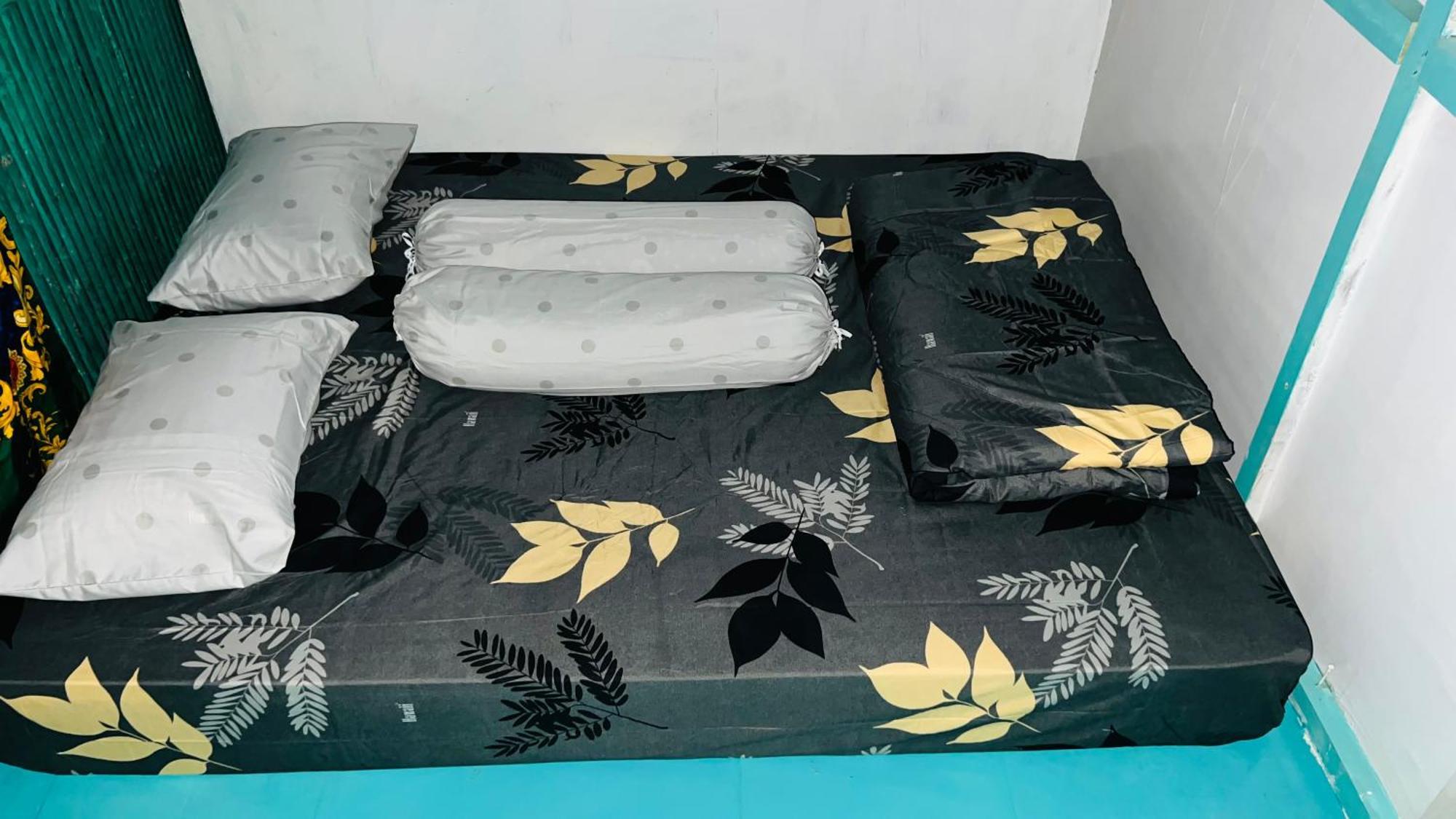 Jhuna Komodo Homestay Екстериор снимка