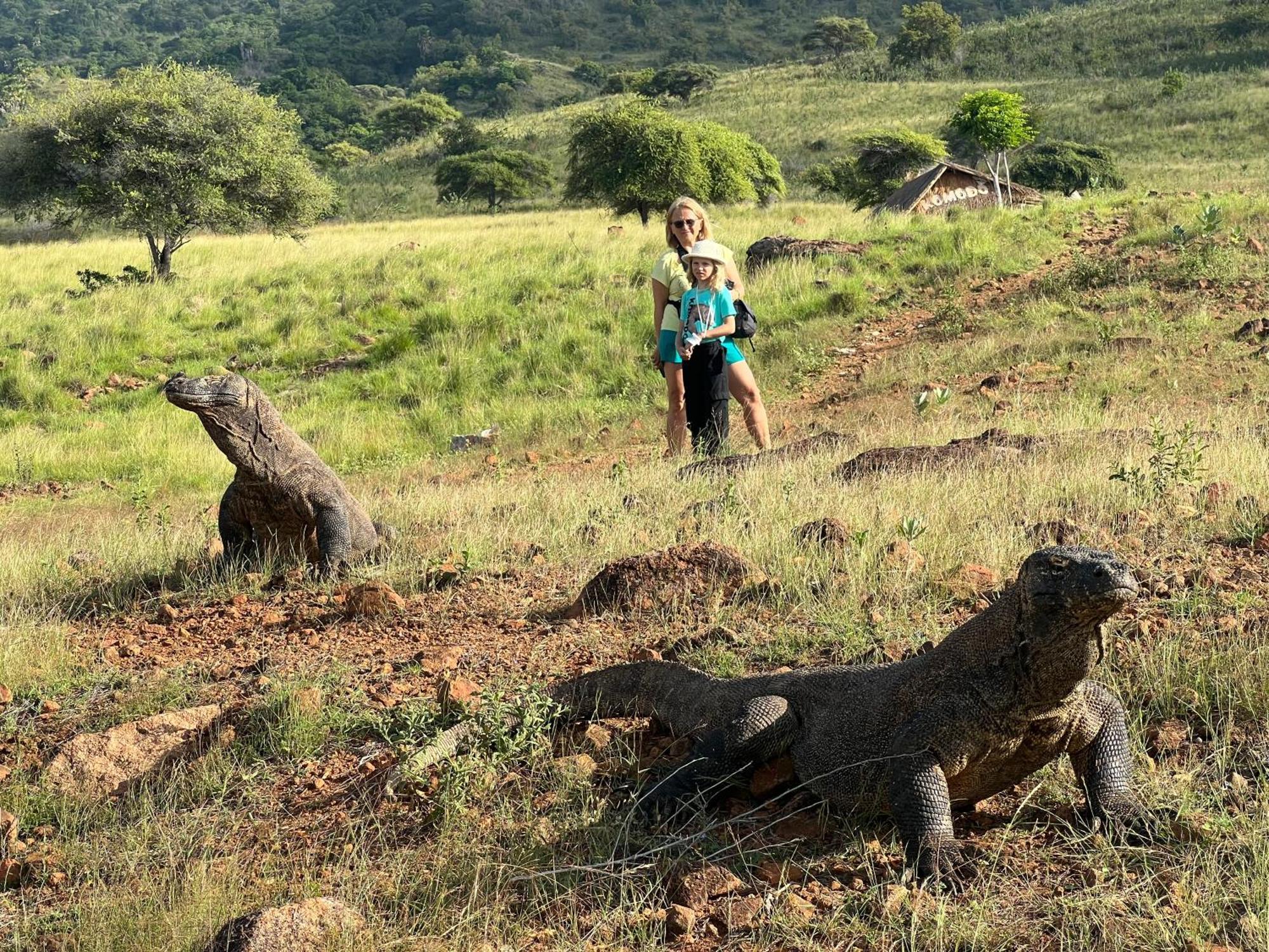 Jhuna Komodo Homestay Екстериор снимка