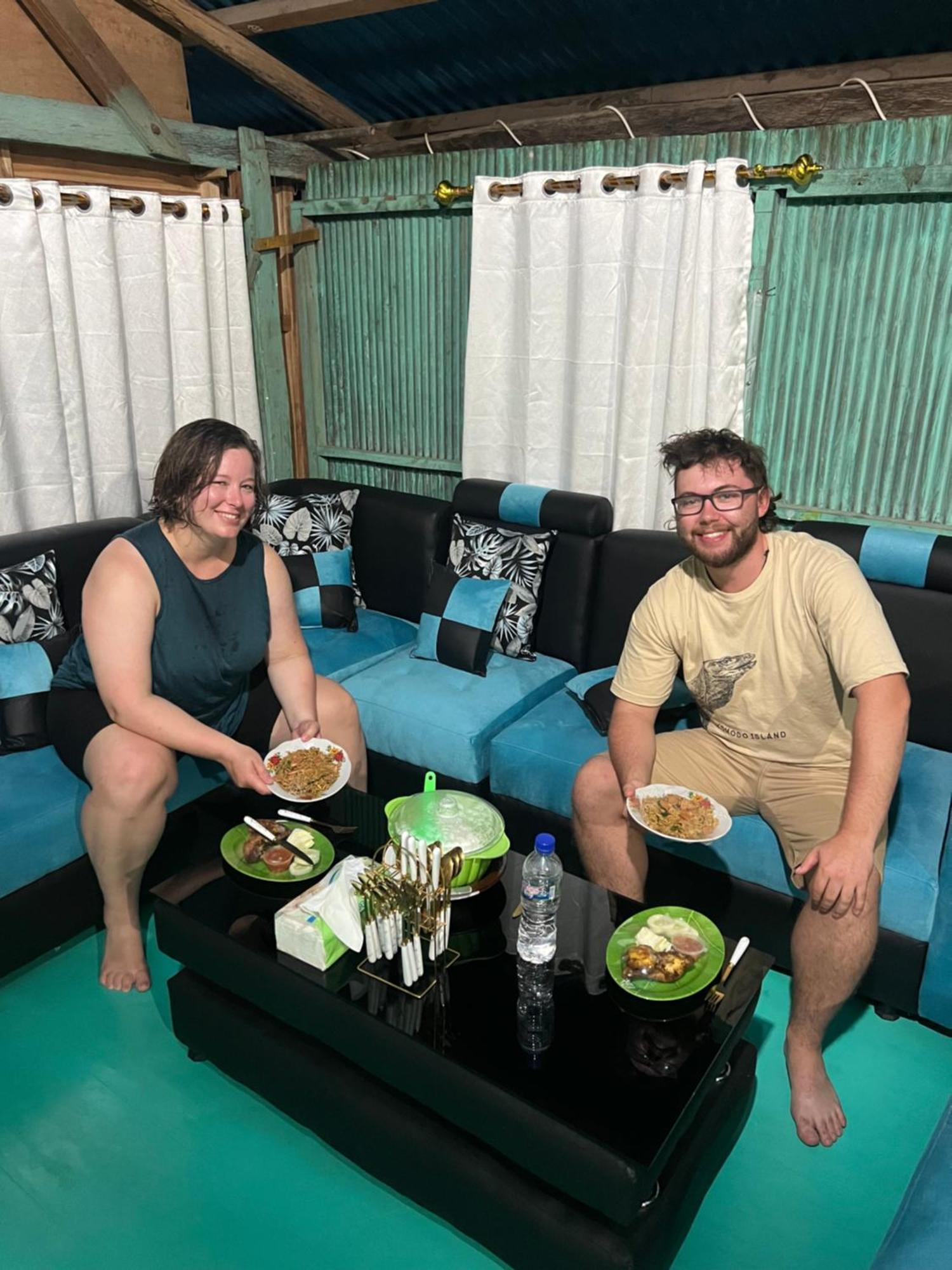 Jhuna Komodo Homestay Екстериор снимка
