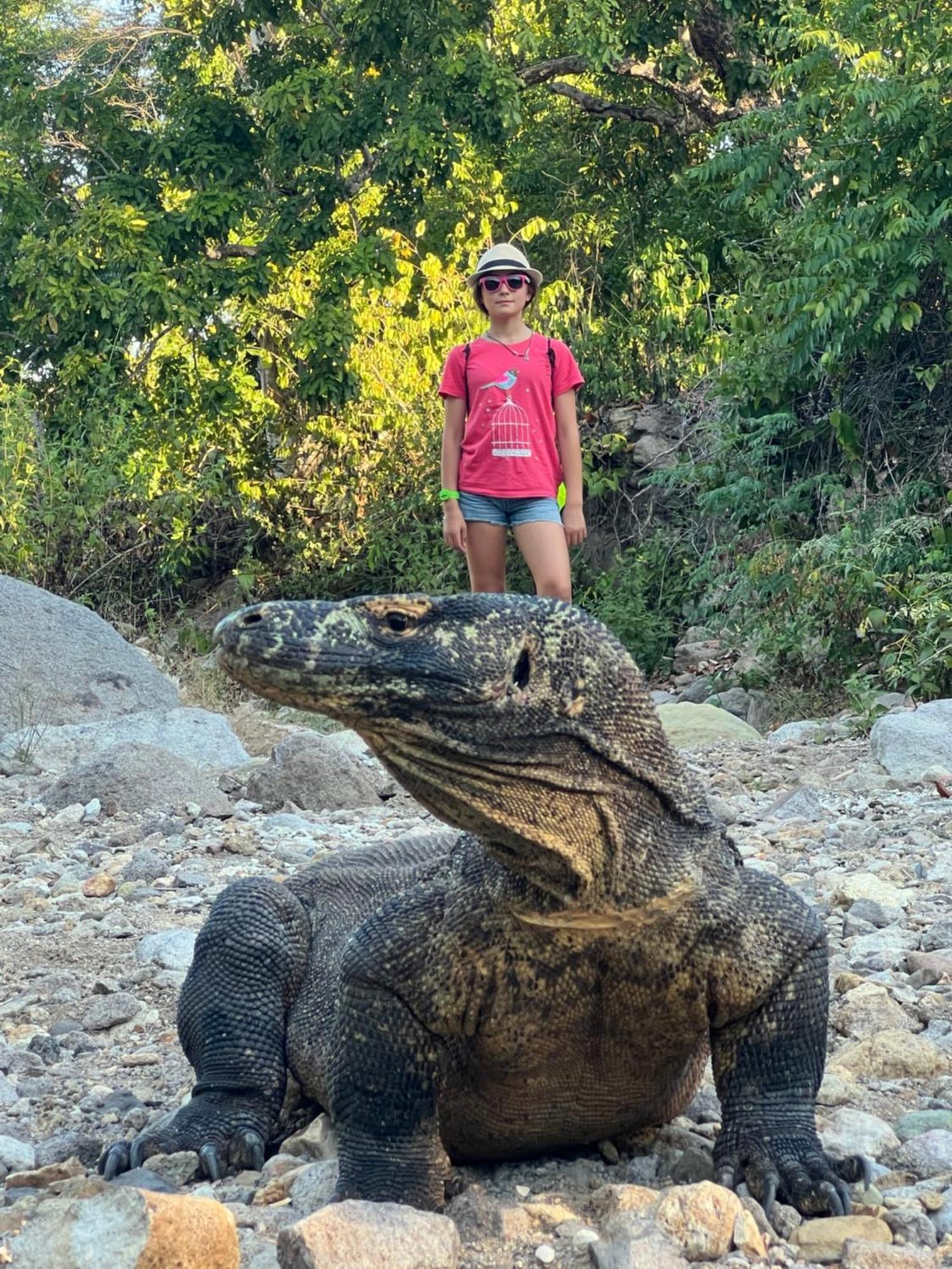 Jhuna Komodo Homestay Екстериор снимка